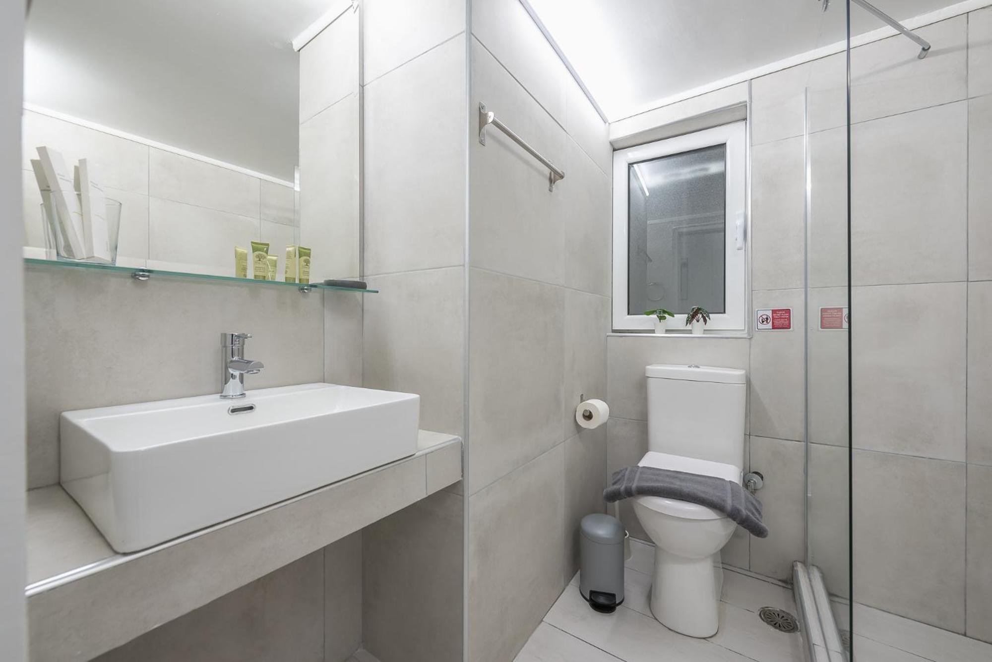Contemporary Apartment 200M From Acropolis 100Mbps Netflix Atenas Exterior foto